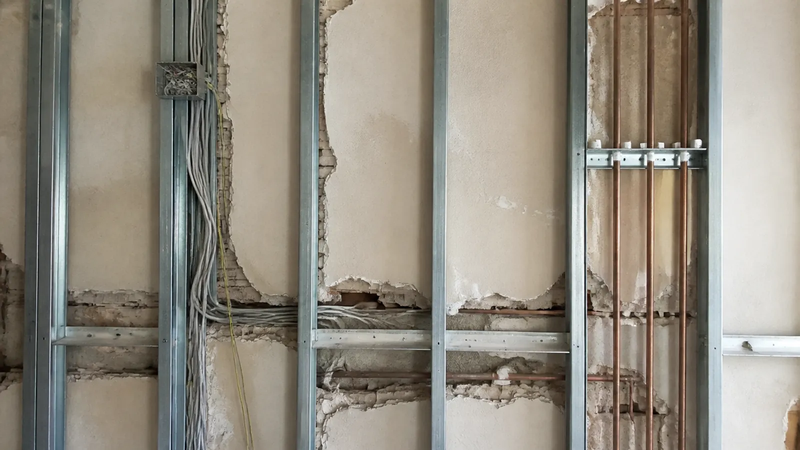 Instalaciones eléctricas y de fontanería en reformas